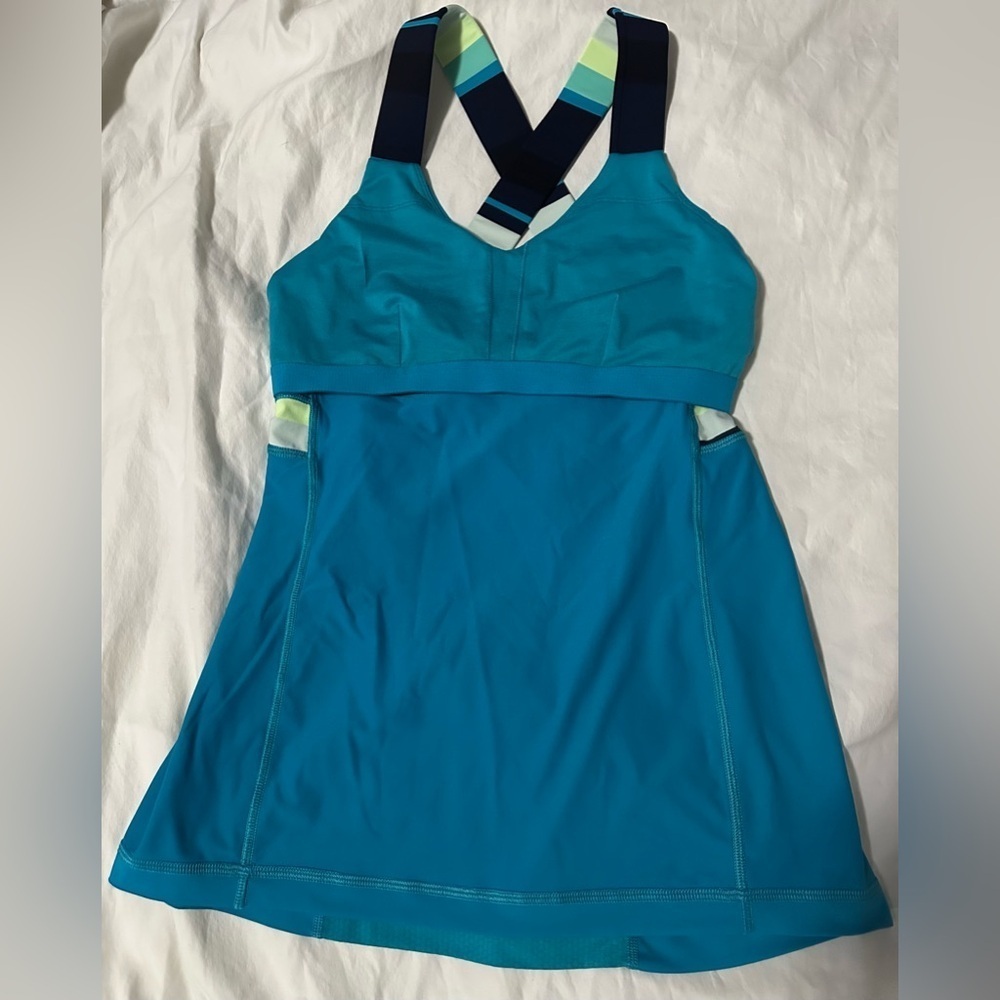 Lululemon Women’s Sleeveless Shirt- Size 8 - Picture 6 of 7